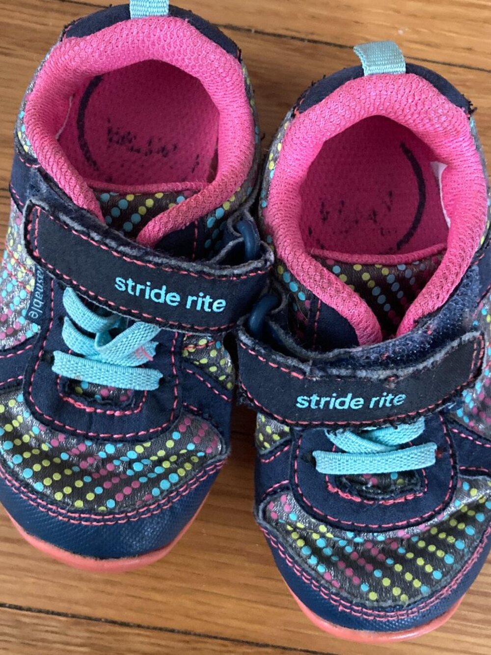 Stride Rite Size 5 Toddler Sneakers